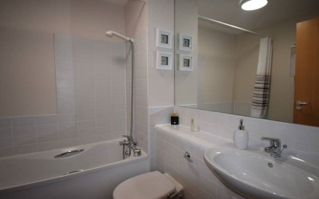 Luxurious Braemore Apartment at The Shore