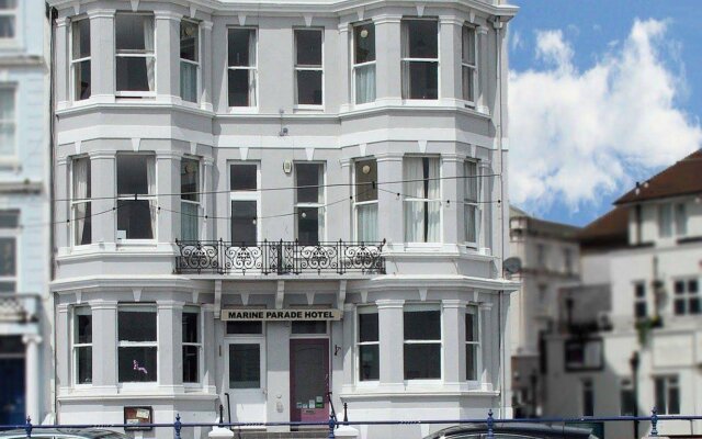 OYO Marine Parade Hotel, Eastbourne Pier