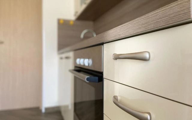 Žare - With Garden - A2