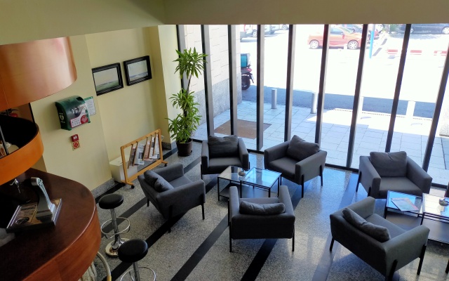 Hotel AR Parquesur