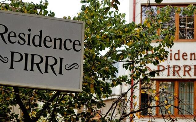 Residence Pirri