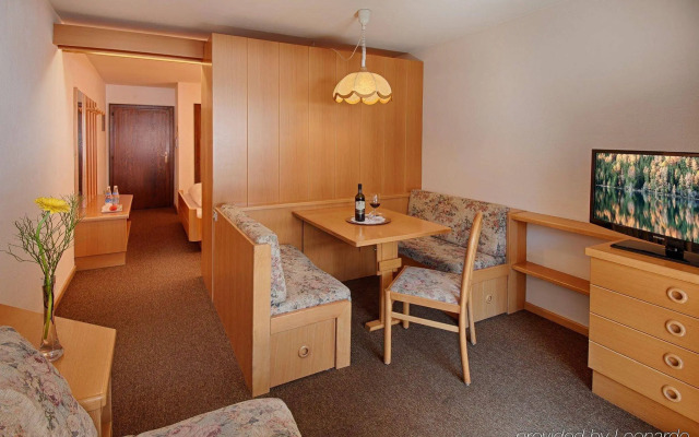 Hotel Auren