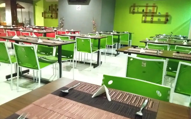 Hotel Candi Indah - Akpol Semarang