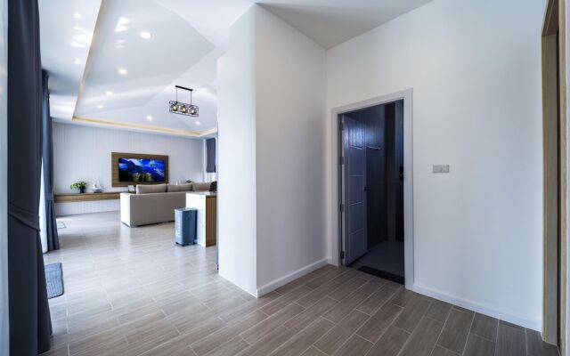 Private Modern 3 Bedroom Pool Villa- AV1