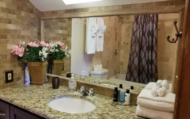 The Lofts at Mendelbaum Cellars