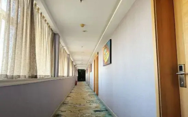 Spider-King Hotel