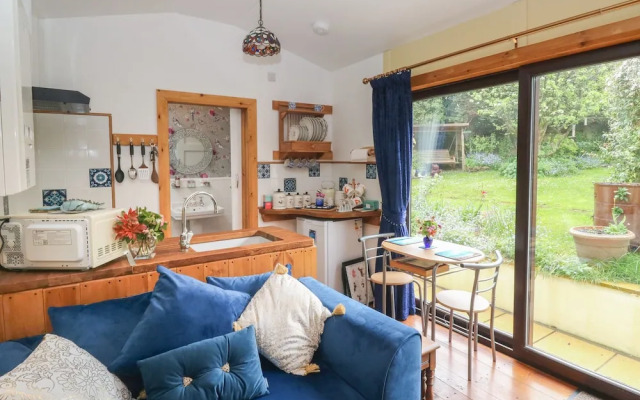 Turnpike Lodge