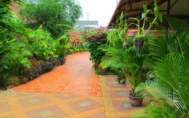 Reaksmey Meanrith Guesthouse and Residence