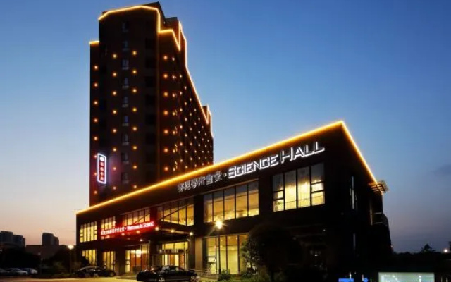 Science Hall – Exterior – Ningbo