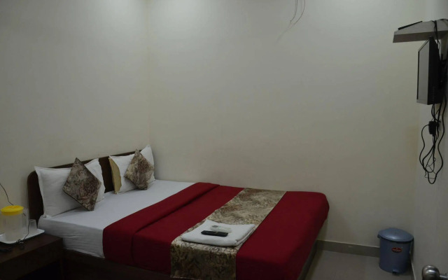 HOTEL Sai Leela Residency