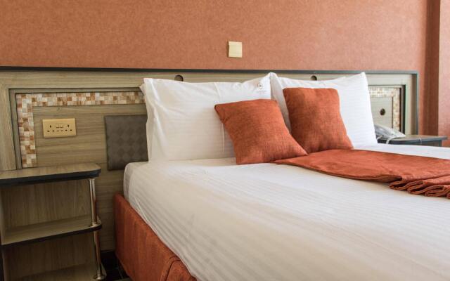 Astorian Grand Hotel