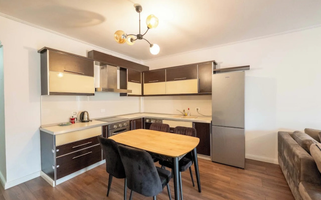Tirent Apartment Komuna Parisit 2