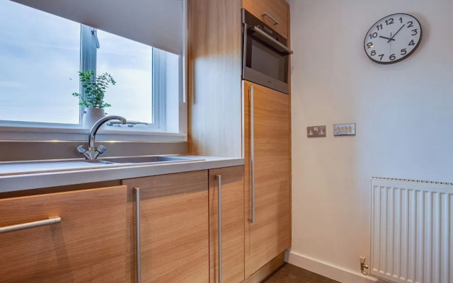 Quaint 1 Bedroom 1st Floor Flat