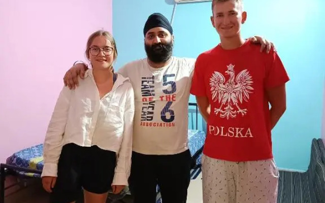 Goroomgo Sidhu Guest House Amritsar