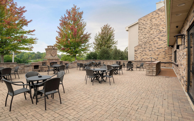 Antioch Hotel & Suites