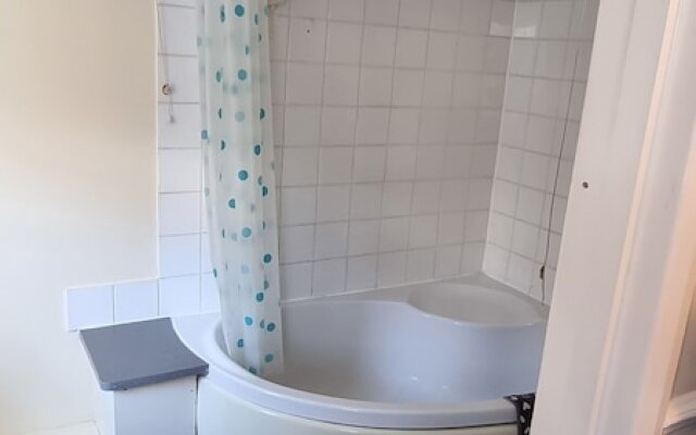 Pearl View En-suite