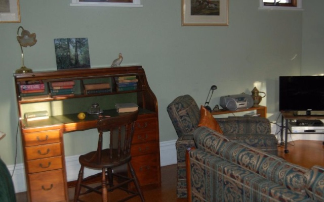 Wind Song Bed and Breakfast – Guest Rooms – Little Swanport