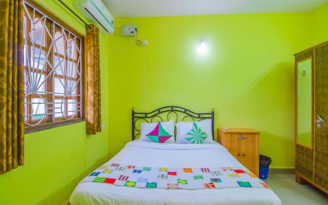 OYO 14484 Home 2BHK With Balcony Utorda Beach