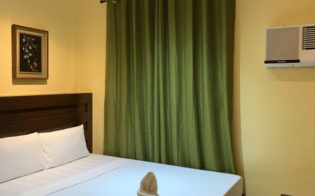 Vicente Aguirre Rooms