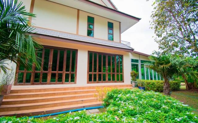 Sinatara Resort