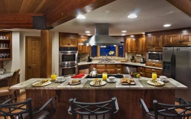 Trails Edge Lodge