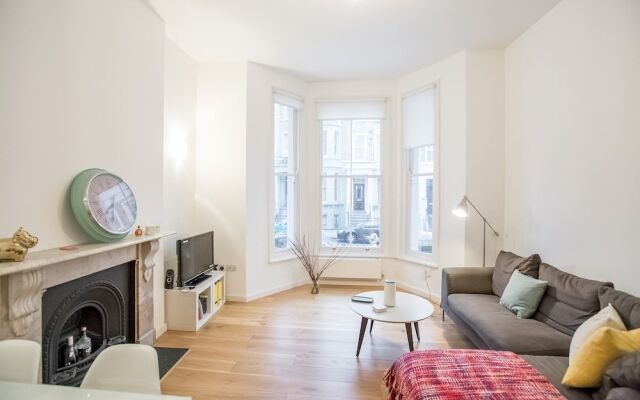 Design flat in Portobello