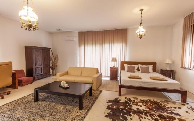 Belgrade Hills Villa and Suites