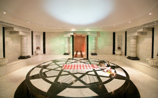 Dream World Palace