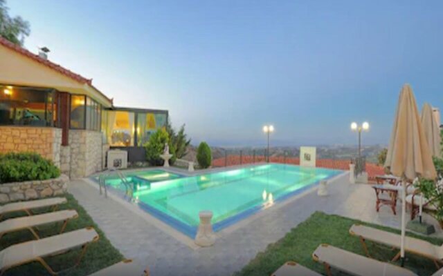 EXPLOR Mansion - Inclusive Experience