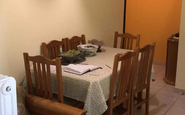 Anna Apartment in Kypseli