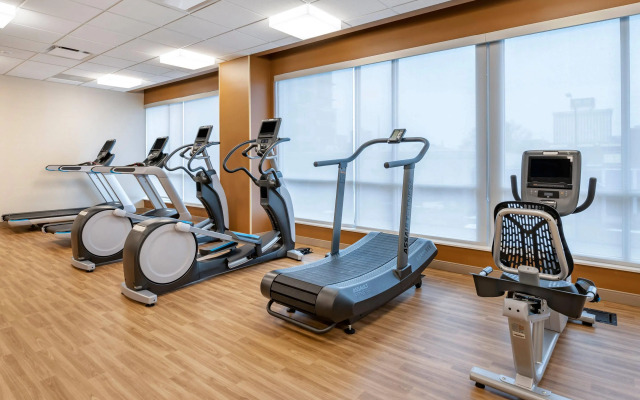 Cambria Hotel Louisville Downtown-Whiskey Row