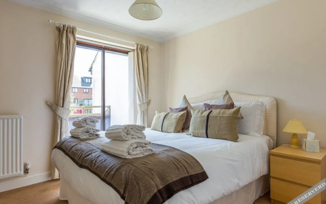 Quay Holidays - Harbourside Park