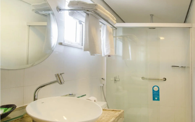 Profissionalle Hotel São Luís