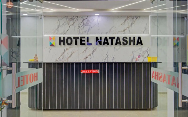Itsy Hotels Natasha, Vesu, Surat