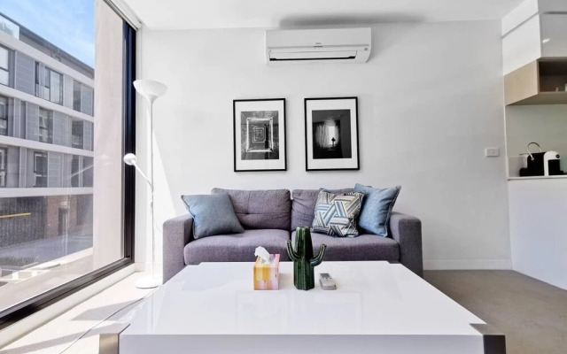 Hawthorn Elegant Lifestyle 1 Bedroom Apartment