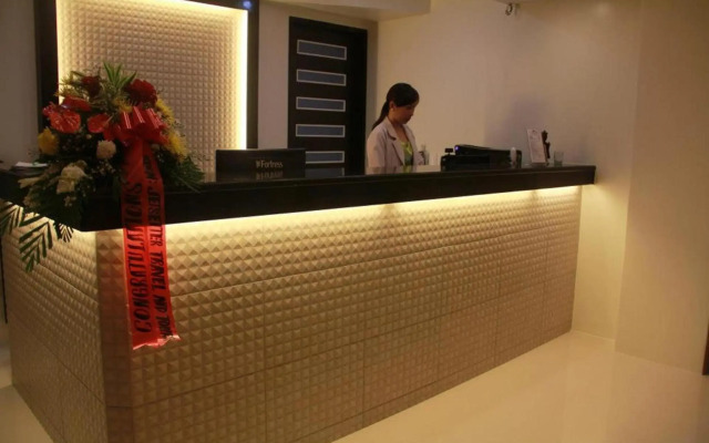 Manhattan Suites Inn