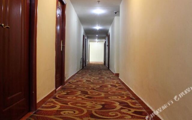 Hello Hotel Shenzhen Longhua Road Busstation