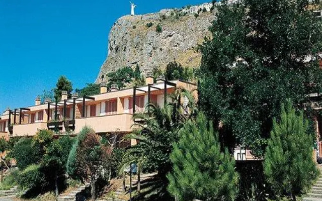 club residente pianeta maratea