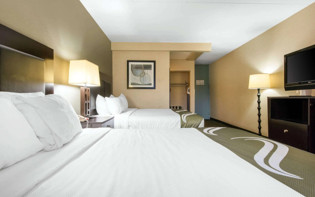Quality Inn & Suites Charleston - Civic Center
