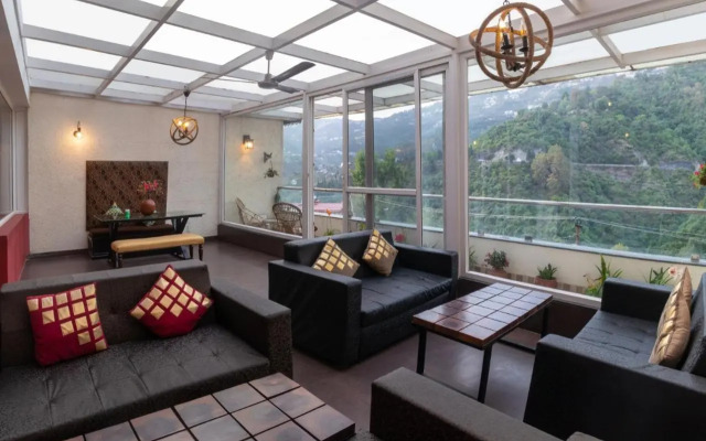 Nirvana Holiday Apartment