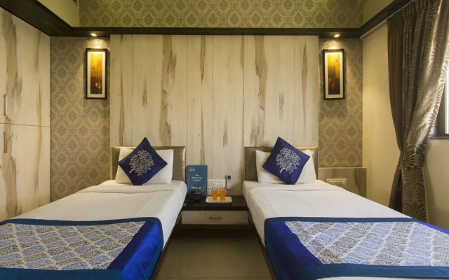 Capital O 661 Hotel Regal Inn