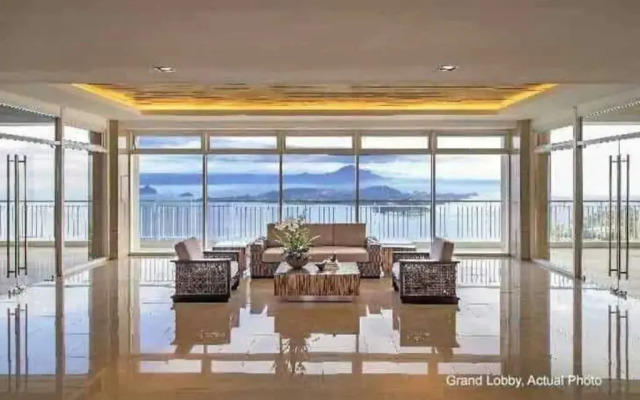 Wind Residences by SMCo