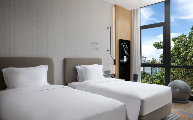 EVEN Hotel Shenzhen Nanshan by IHG