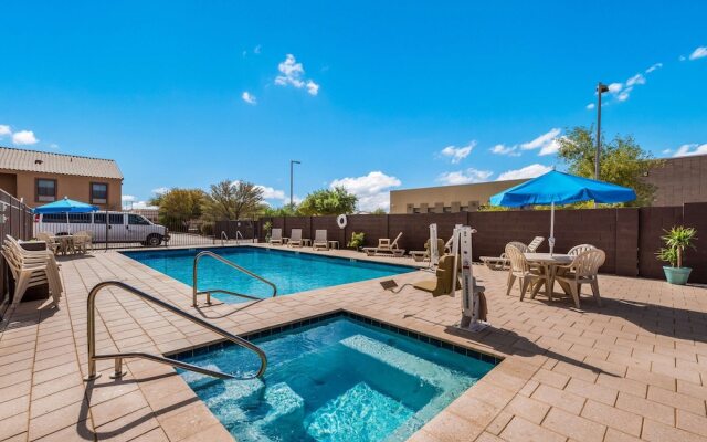 MainStay Suites Extended Stay Hotel Casa Grande