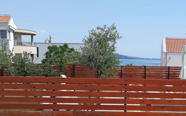 Mare - 20 m From Beach - A2
