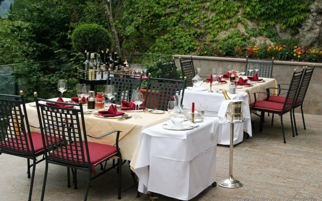 Schloss Mönchstein Hotel