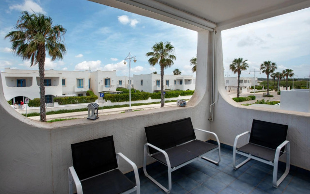 Blue Marine Apartments