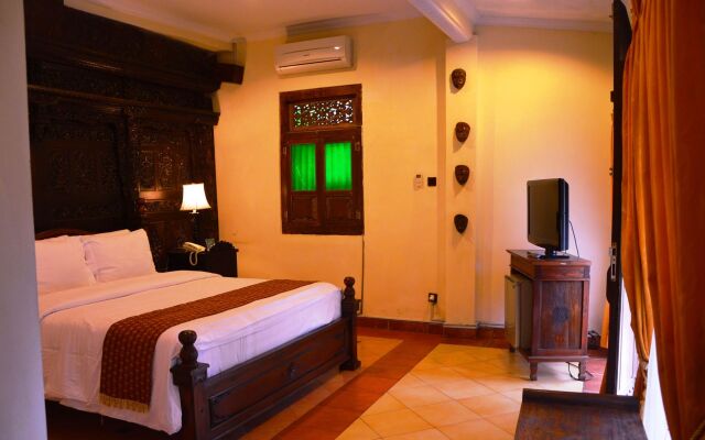 Joglo Plawang Villa & Resort
