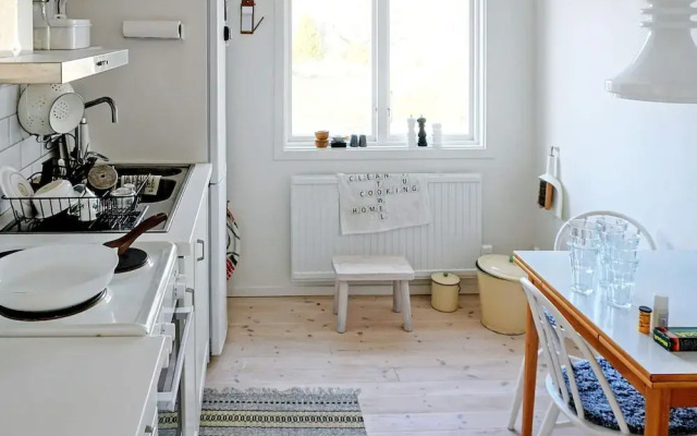 3 Person Holiday Home in Hok