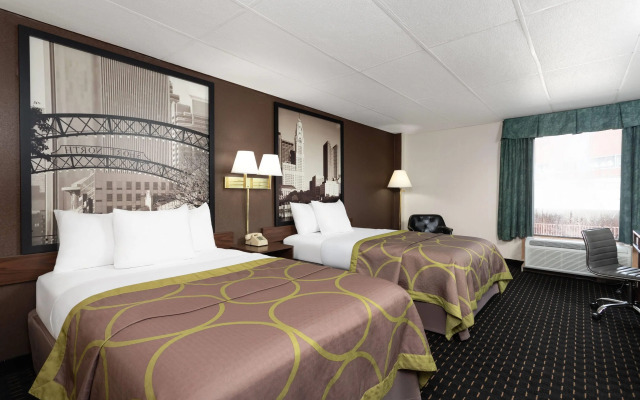 Super 8 by Wyndham Columbus